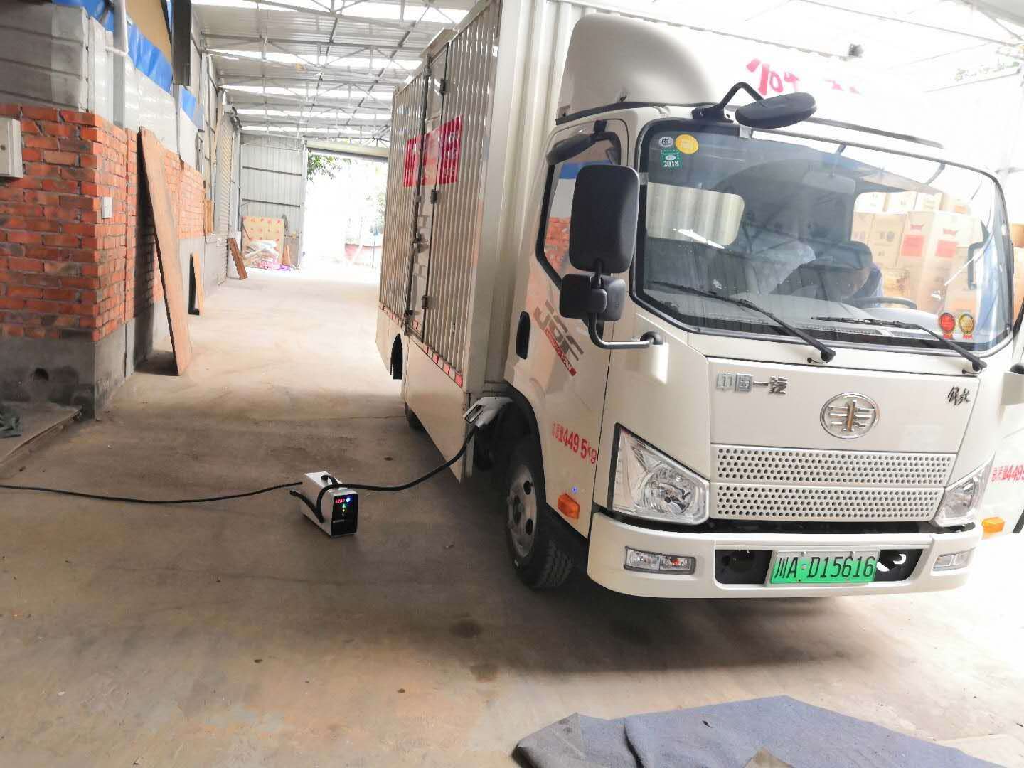 成都物流配送移動充電機